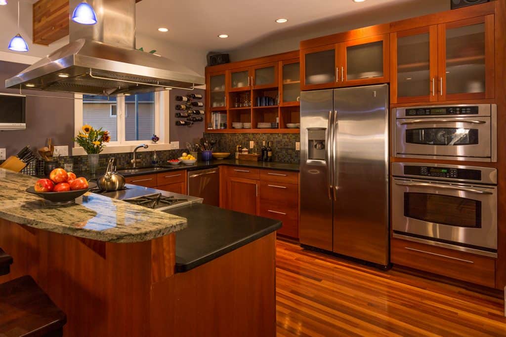 Why Do Kitchens Have Two Ovens?