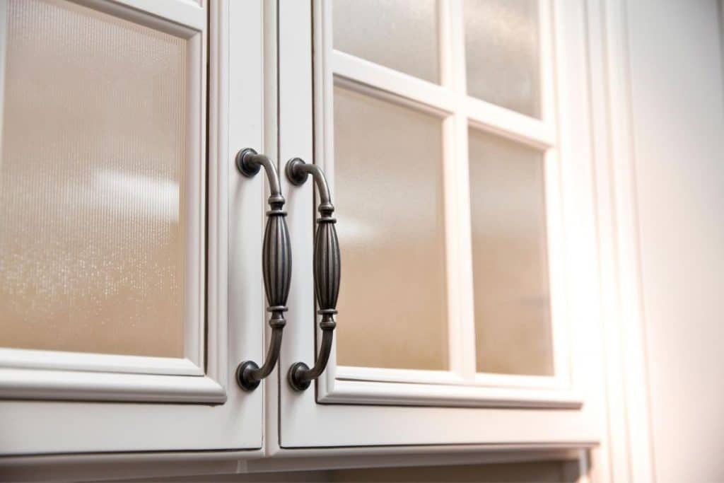 cabinet door with glass insert