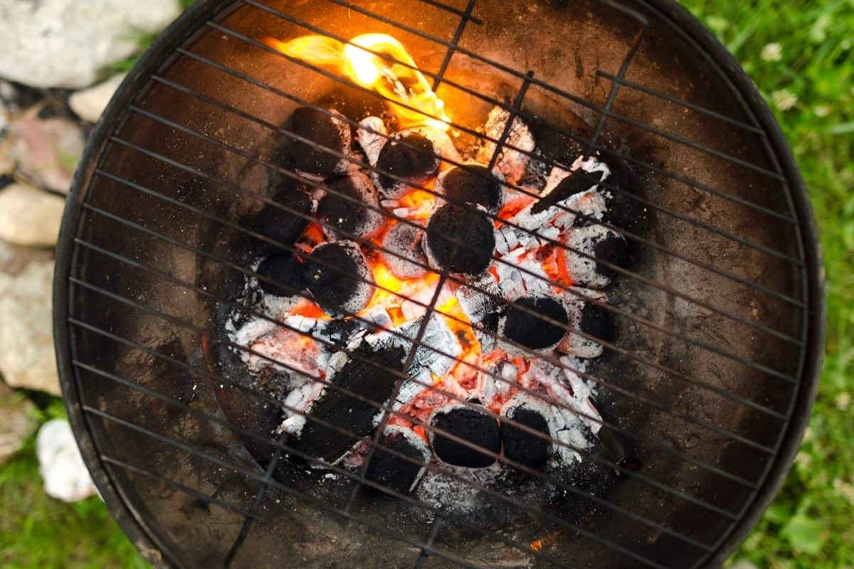 How To Put Out A Charcoal Grill Safely 