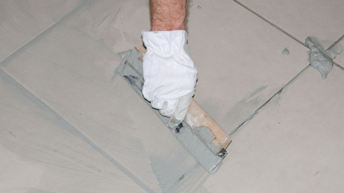 Does Grout Dry Lighter or Darker?