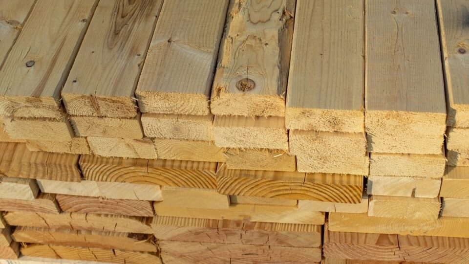 How Much Weight Can a 2x4 Hold?