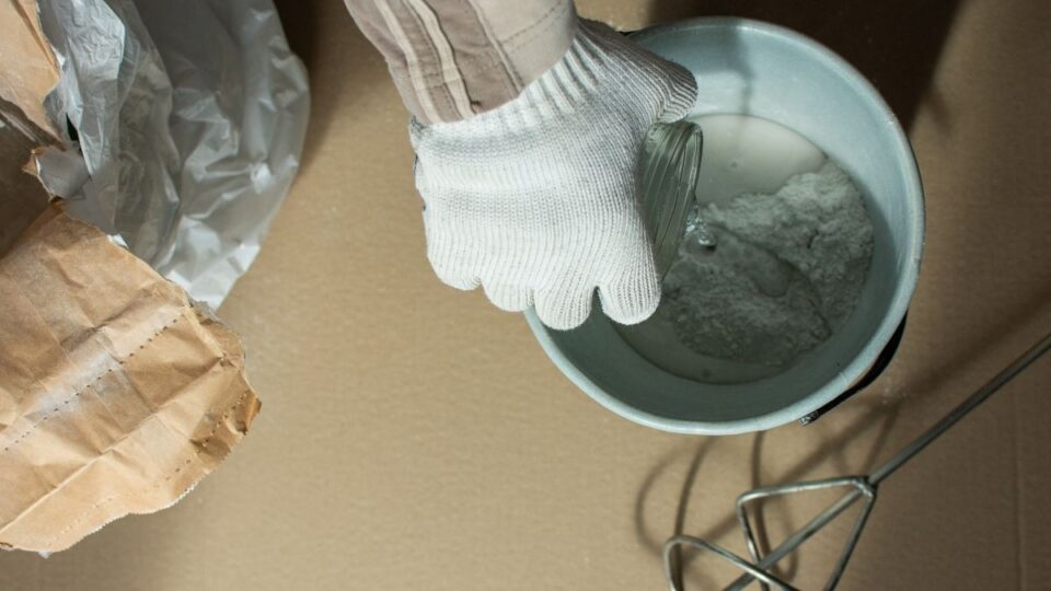 Plumbers Putty vs. Silicone (All You Need To Know)
