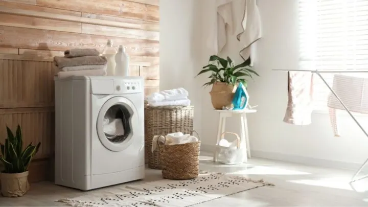 Bathroom Rug Drying