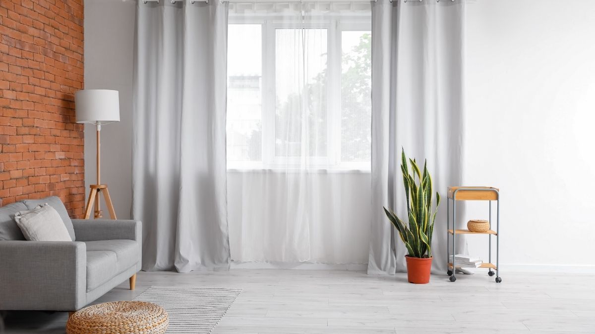 What Size Curtains Should You Use For A Sliding Glass Door?