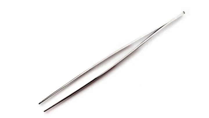 Tweezers