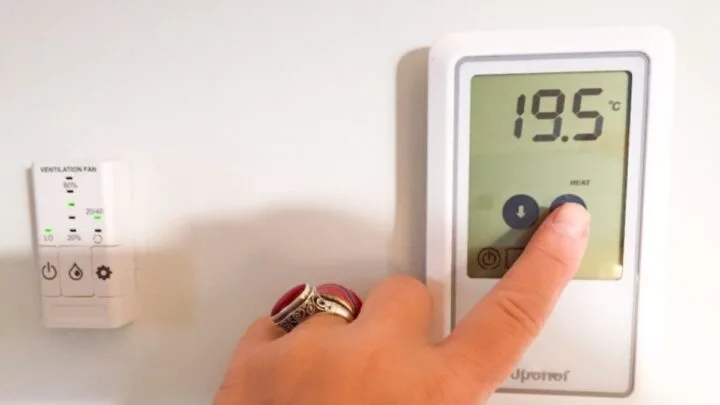Thermostat locations
