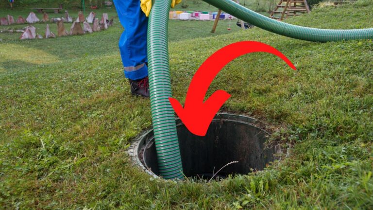 how much does it cost to empty a septic tank