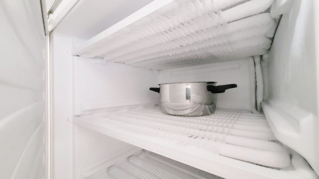 Can You Put Glass In The Freezer?