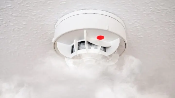 Smoke detector 