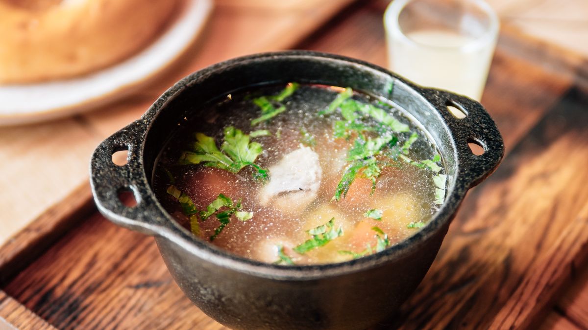 Can You Mix Chicken Meat and Beef Broth?