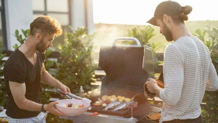 Men grilling