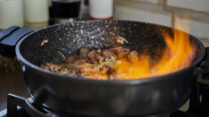 Should you buy a non-stick wok?