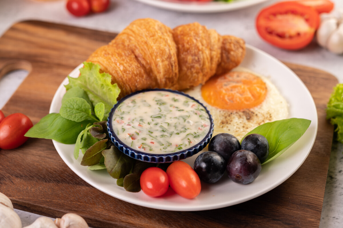 How Long Can Ranch Dressing Be Left Out?