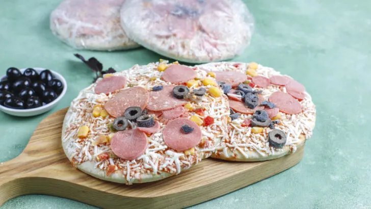 can I refreeze a thawed frozen pizza?