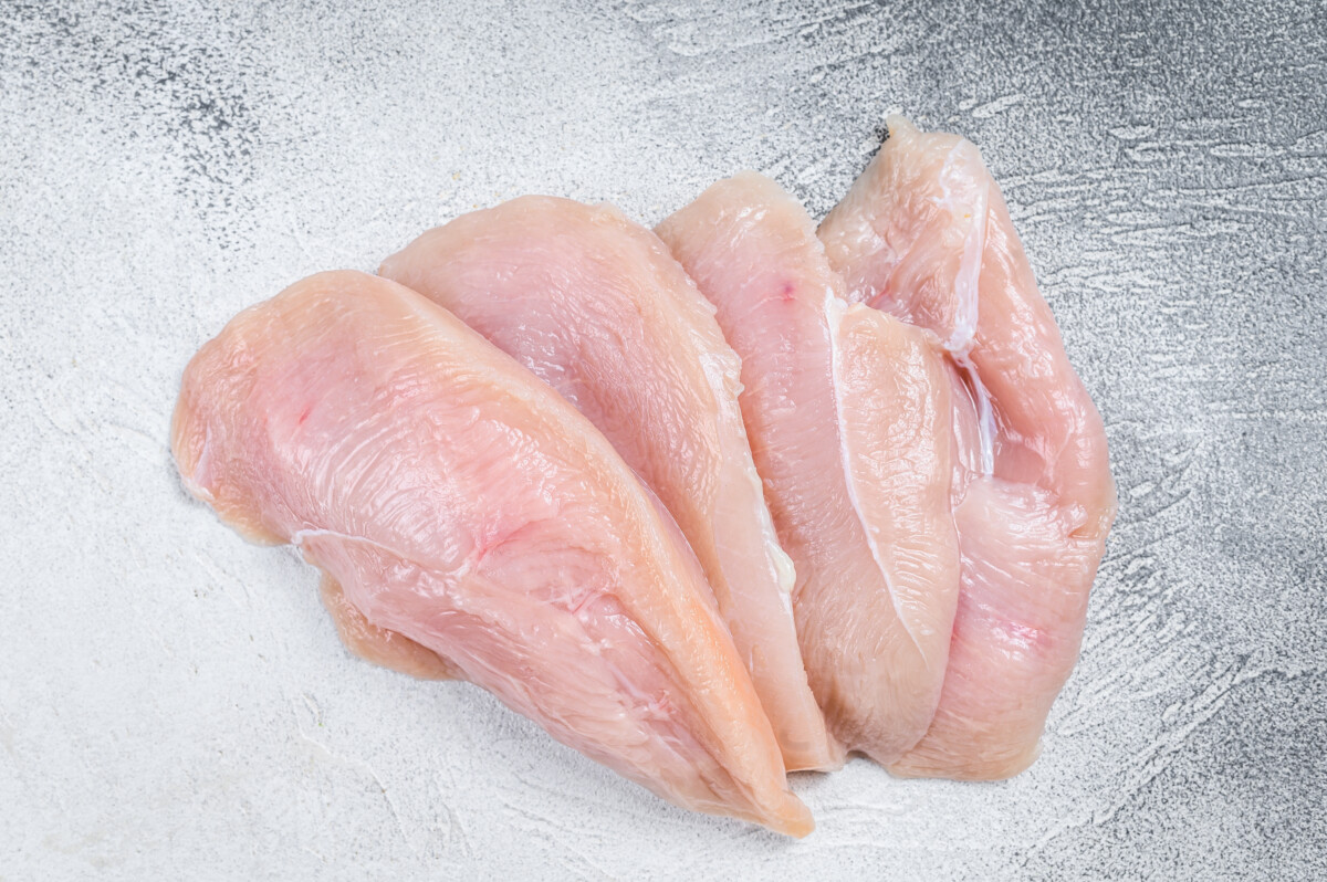 How Long Can Thawed Chicken Stay In The Fridge?