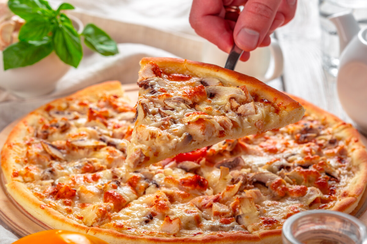 How Many Slices In A 10inch Pizza?