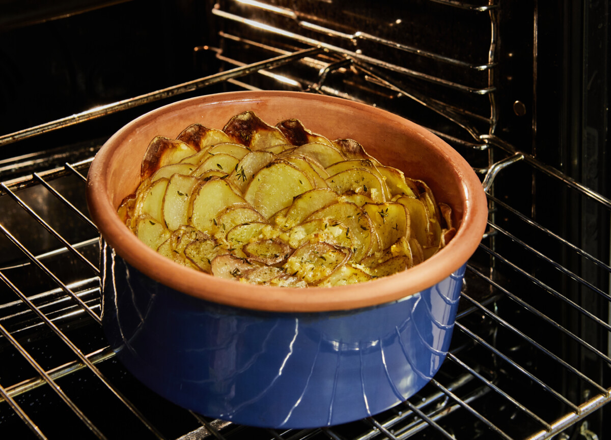 Can Porcelain Go In The Oven?