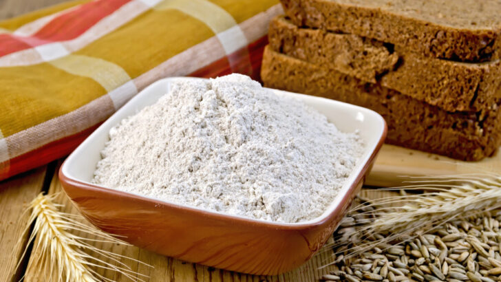Is bread flour the same as plain flour