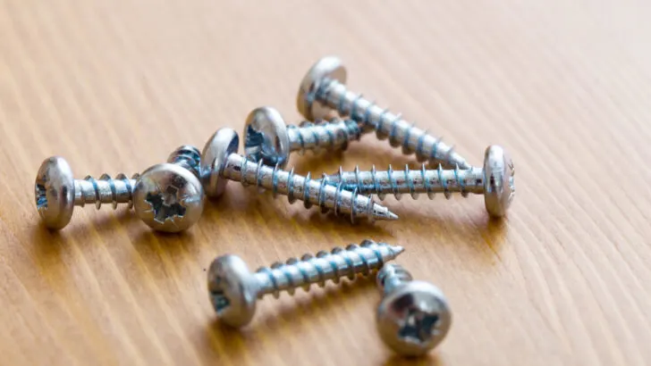 Round Head Screws