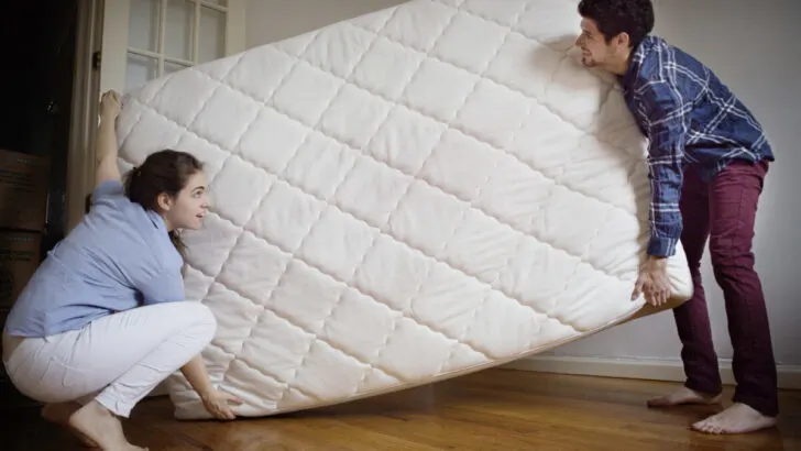 Should You Rotate a Pillowtop Mattress