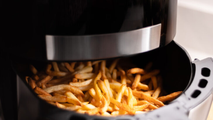 What is the air fryer's amp usage