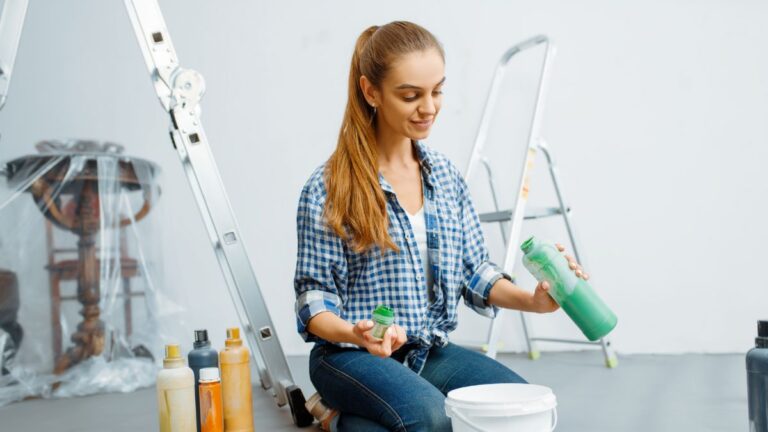 Best Paint for Fiberglass Door