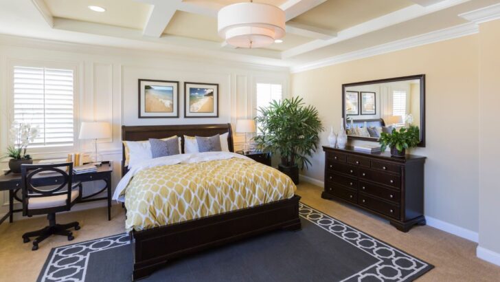 What Is The Minimum Size For A Master Bedroom